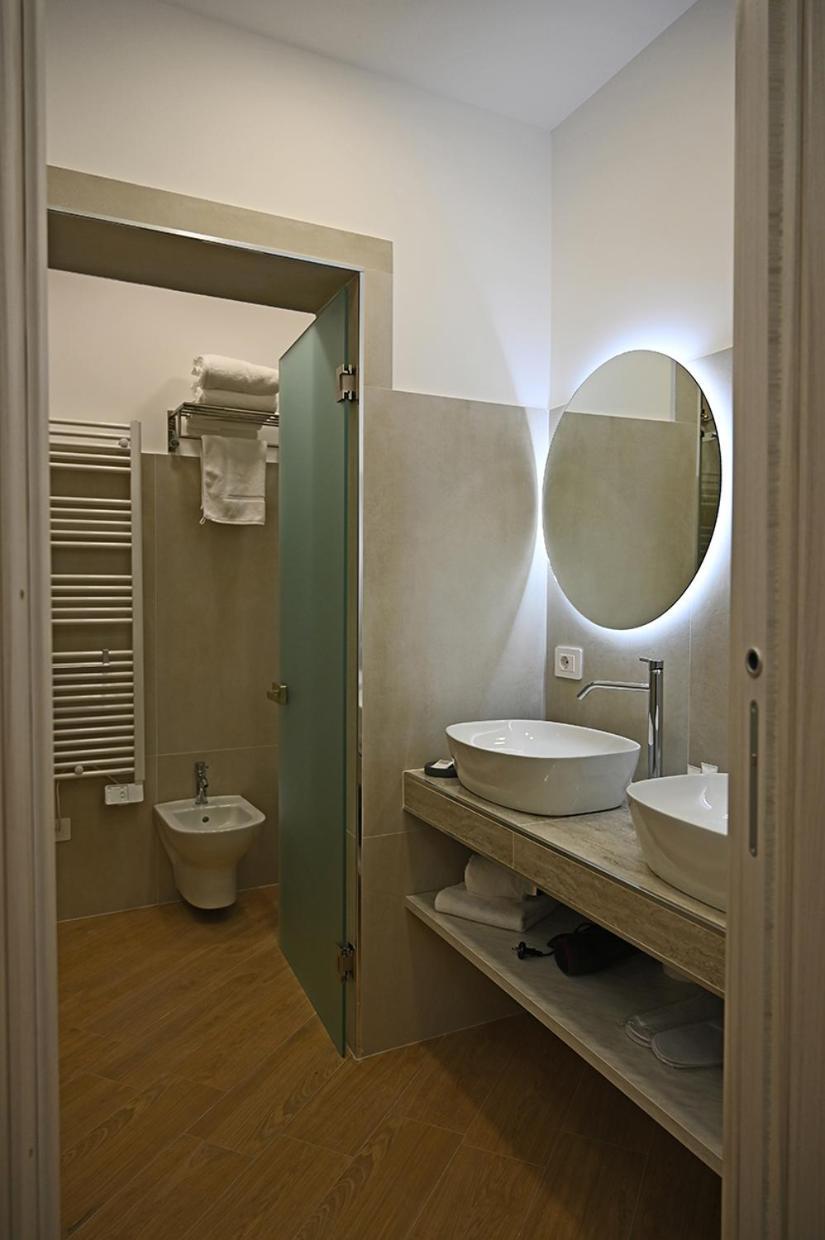 Mom Apartment Rooms&Suites Tivoli Zewnętrze zdjęcie