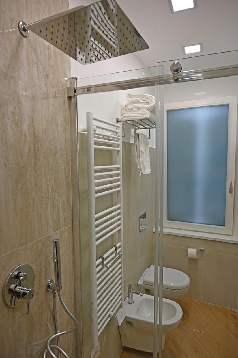 Mom Apartment Rooms&Suites Tivoli Zewnętrze zdjęcie