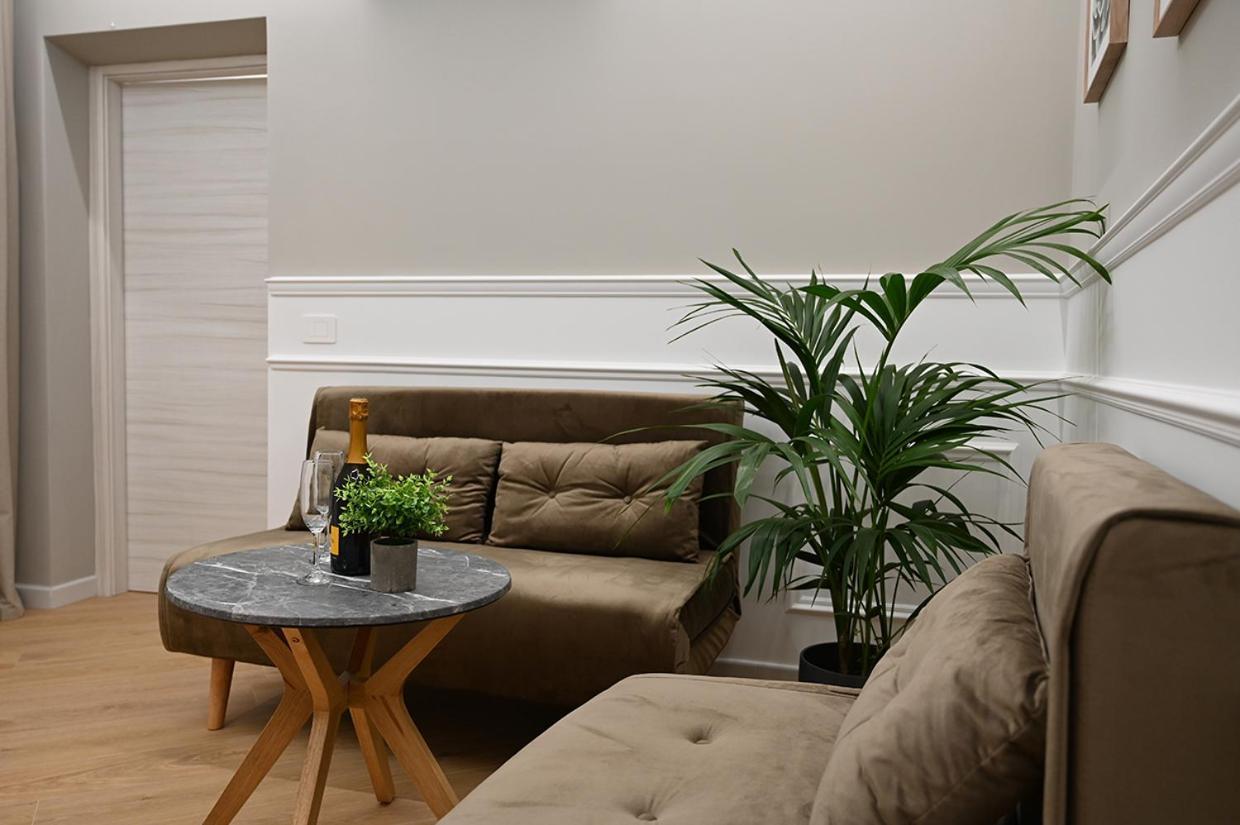 Mom Apartment Rooms&Suites Tivoli Zewnętrze zdjęcie